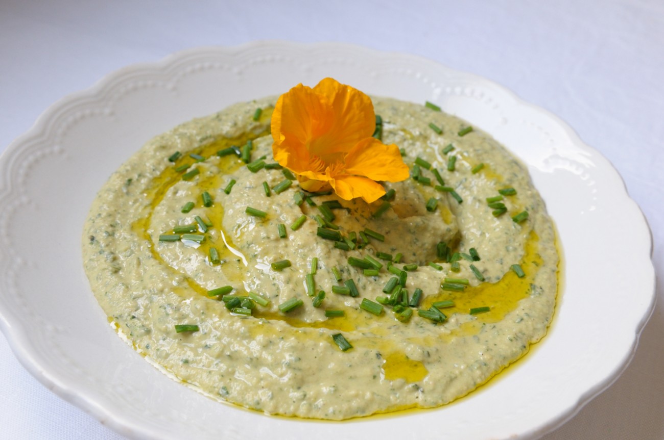 hummus de hierbas